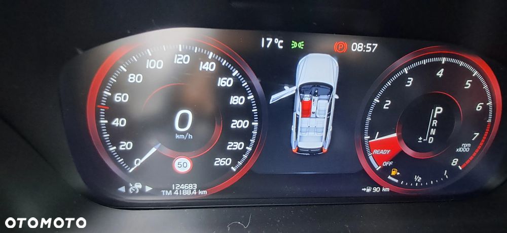 Volvo XC 60 T6 AWD Momentum - 5