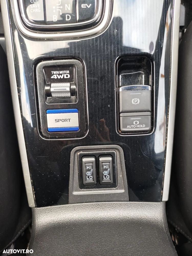 Mitsubishi Outlander PHEV 2.4 L 4X4 Instyle+ - 13