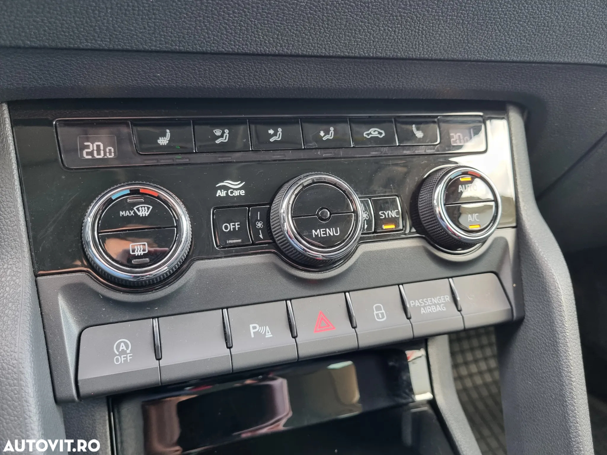 Skoda Karoq 1.5 TSI DSG Ambition - 28