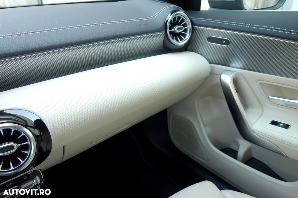 Mercedes-Benz CLA 200 7G-DCT Special Edition - 27