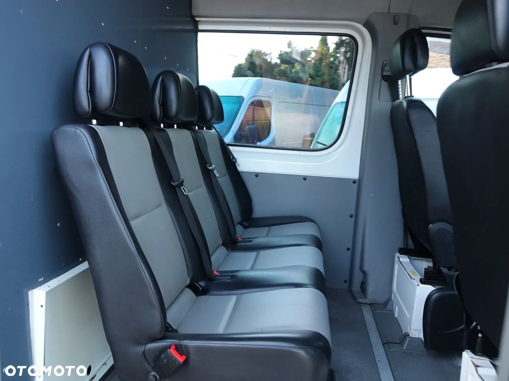 Volkswagen Crafter 5-osobowy Brygadówka + bagażnik dachowy - 14