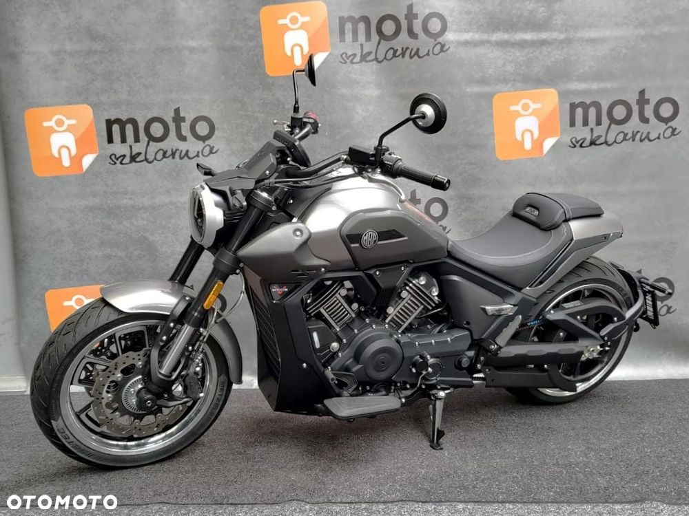 Morbidelli C1002V - 9