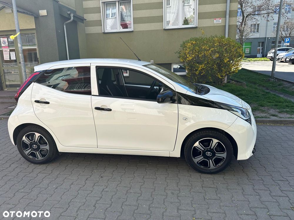 Toyota Aygo x-clusive Style Selection - 10
