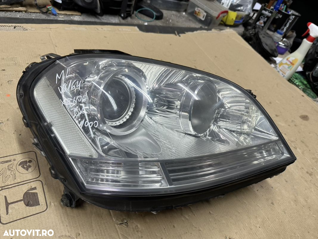 Far dreapta xenon complet MERCEDES ML W164 an 2004-2009, fara defecte - 2