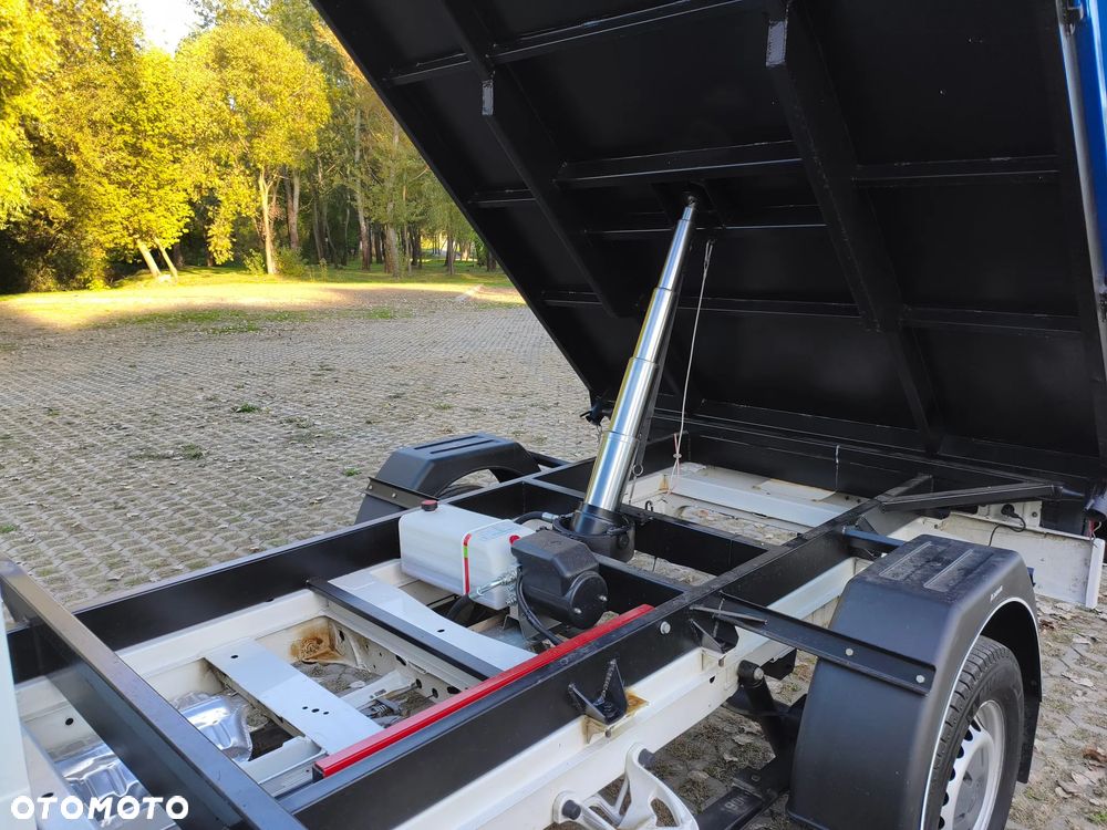 Volkswagen Crafter - 11