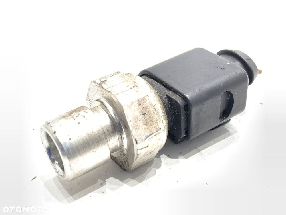 CZUJNIK KLIMATYZACJI  SKODA KAROQ (NU7, ND7) 2017 - 2022 2.0 TSI 4x4 140 kW [190 KM] benzyna 2019 - - 1