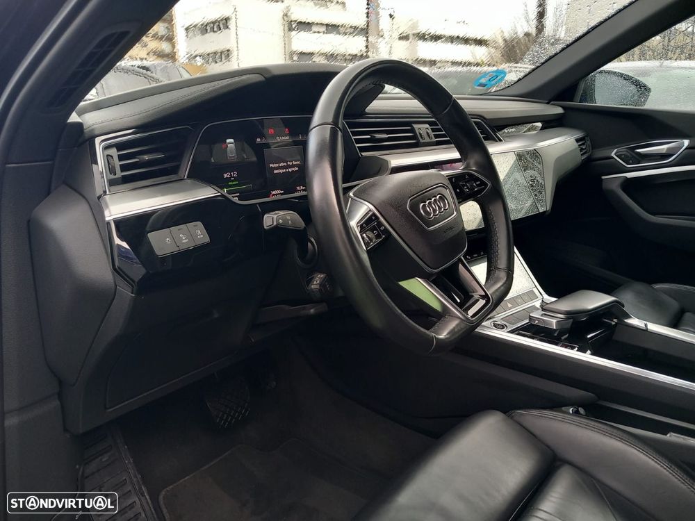 Audi e-tron 55 quattro S line - 8