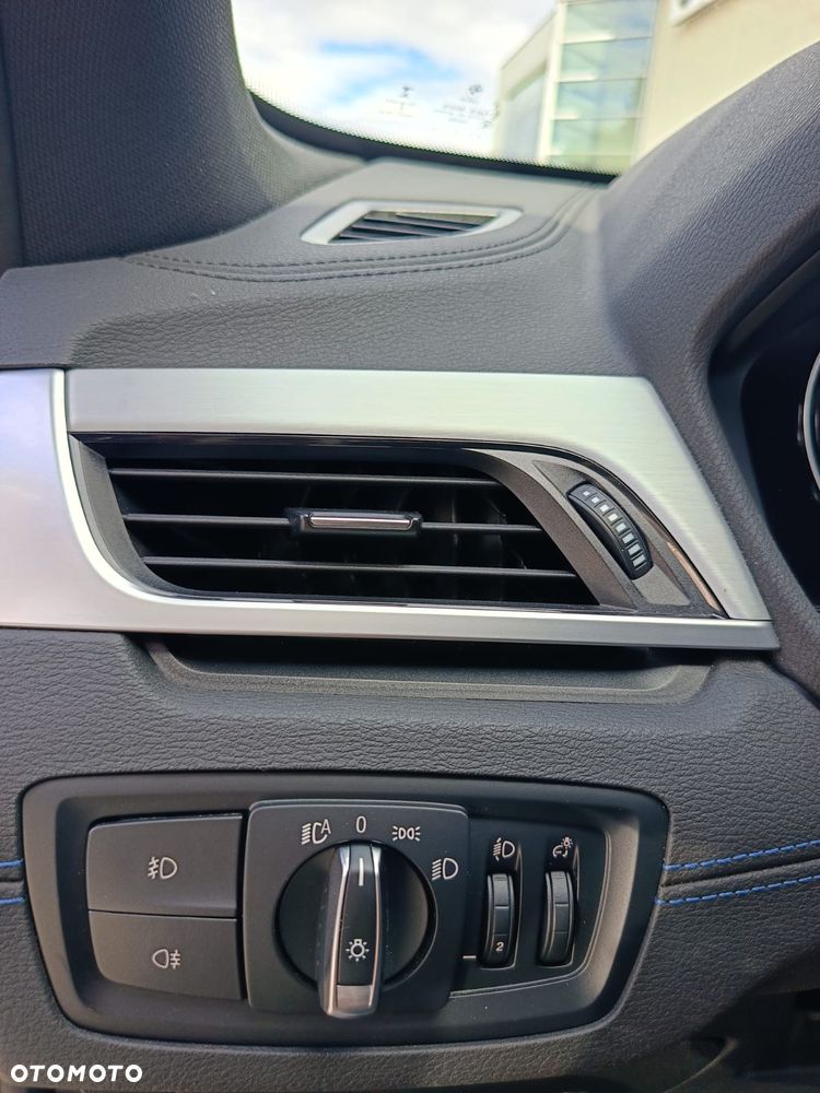 BMW X1 sDrive18i - 17