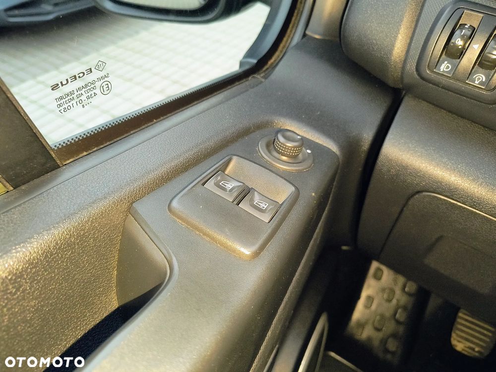 Opel Vivaro L2H1 S&S Tourer - 19