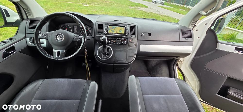 Volkswagen Multivan - 9