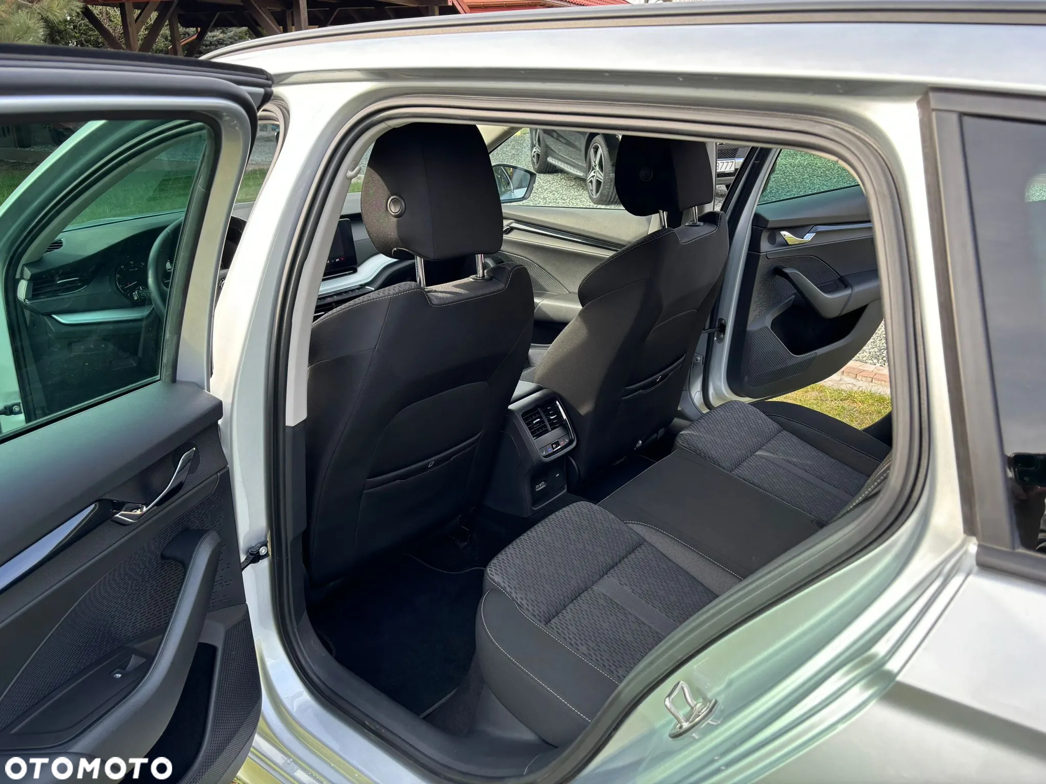 Skoda Octavia 1.5 TSI Business - 20