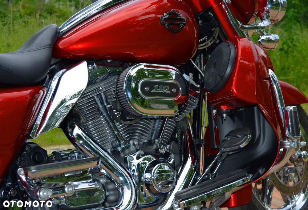 Harley-Davidson FLHTCU Ultra - 8