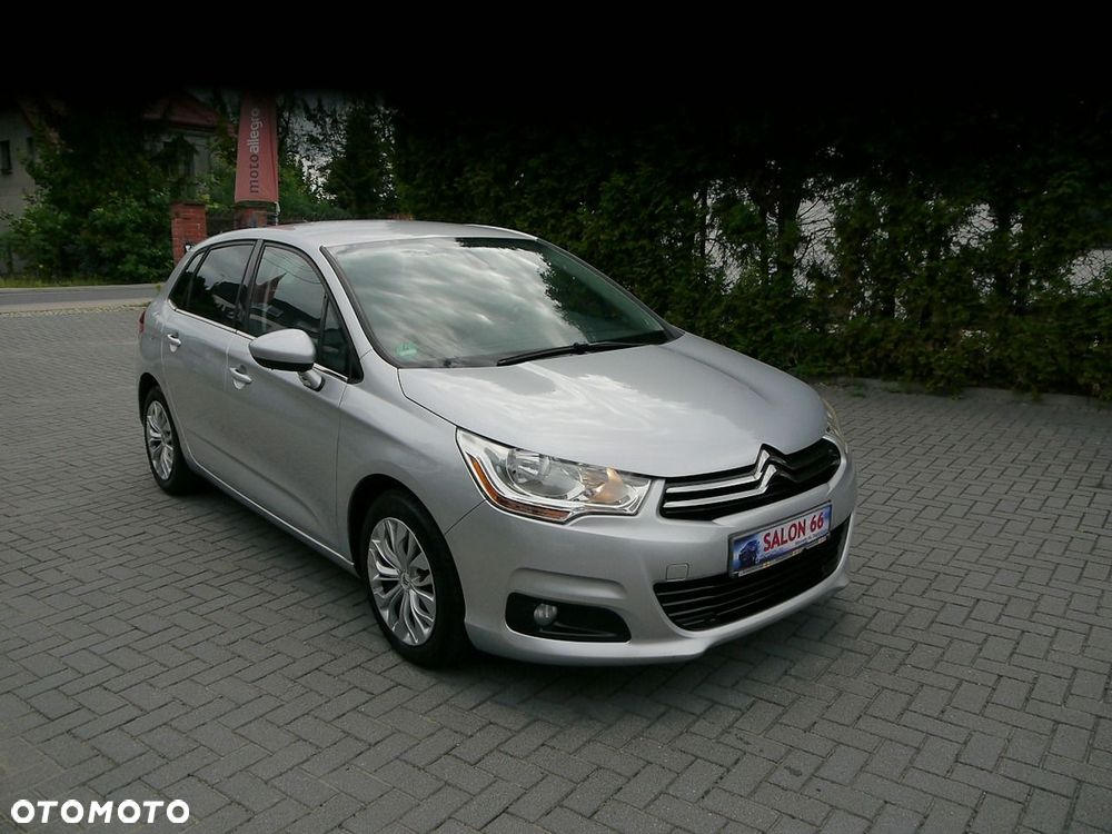 Citroën C4 e-HDi 110 Selection - 4