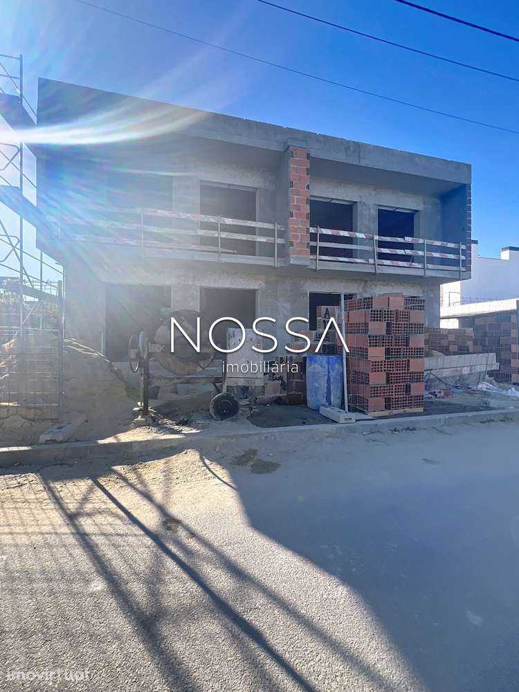 Moradia T4 Fernão Ferro - Grande imagem: 4/28