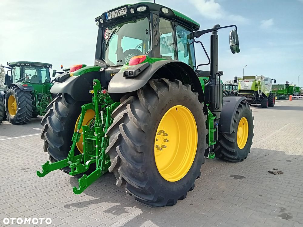 John Deere 6195M - 8