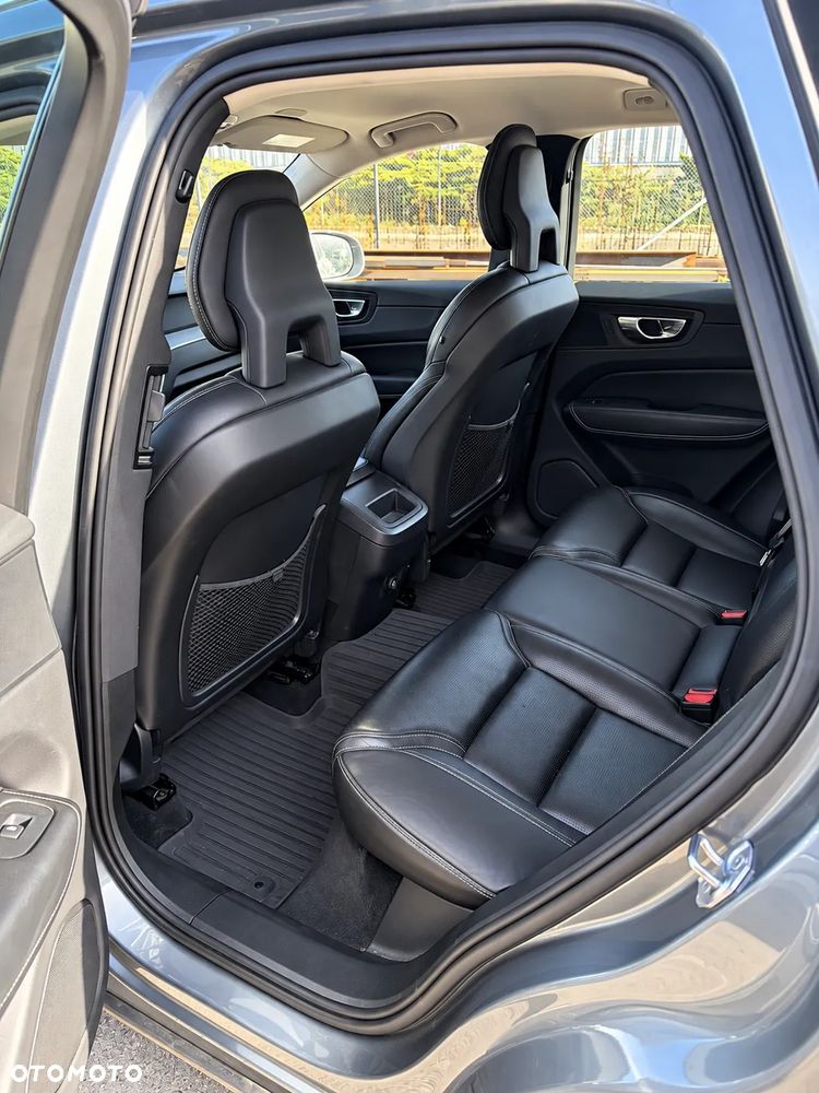 Volvo XC 60 D4 AWD Inscription - 6