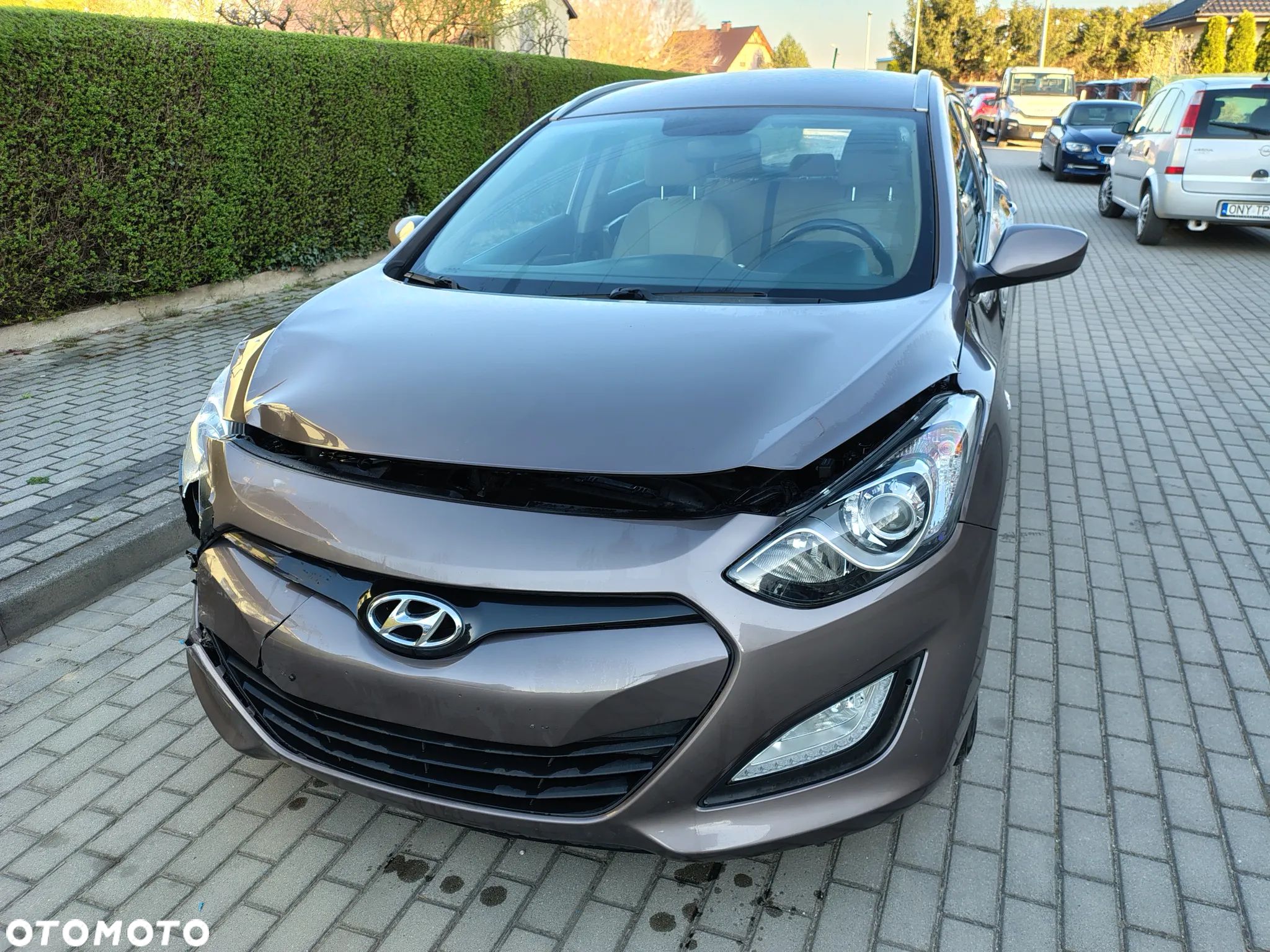 Hyundai i30 1.6 Premium - 1