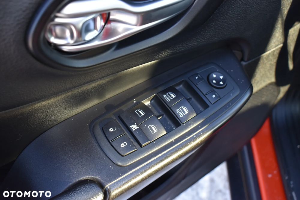 Jeep Cherokee 3.2 V6 Pentastar Active Drive Lock Autom Trailhawk - 29