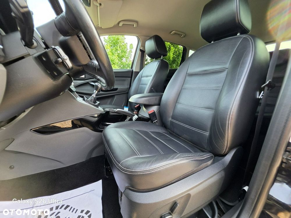 Ford Kuga 2.0 TDCi 4x4 Titanium - 26
