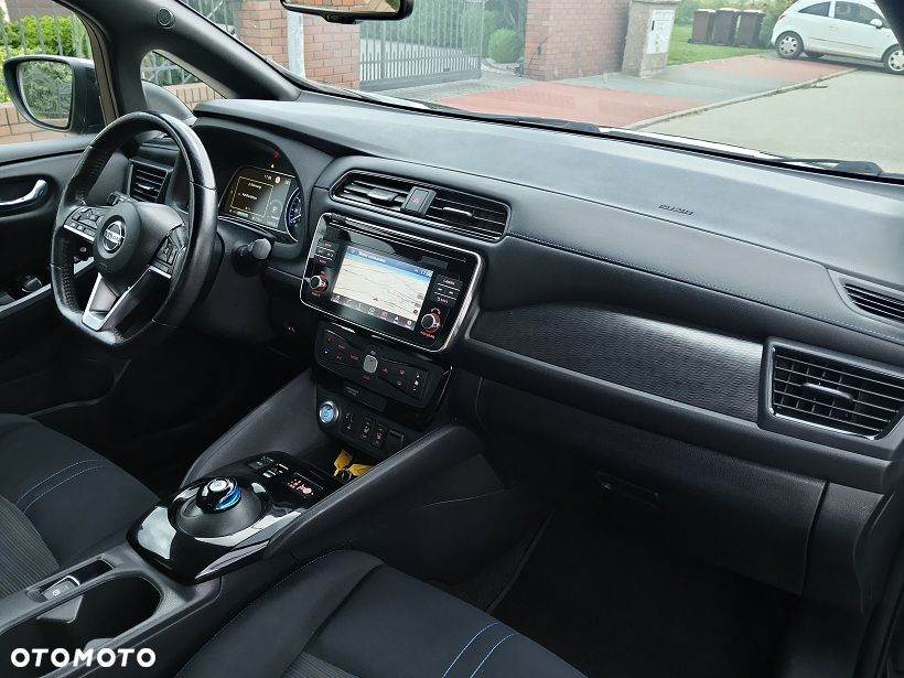 Nissan Leaf 40 kWh 3.ZERO - 15