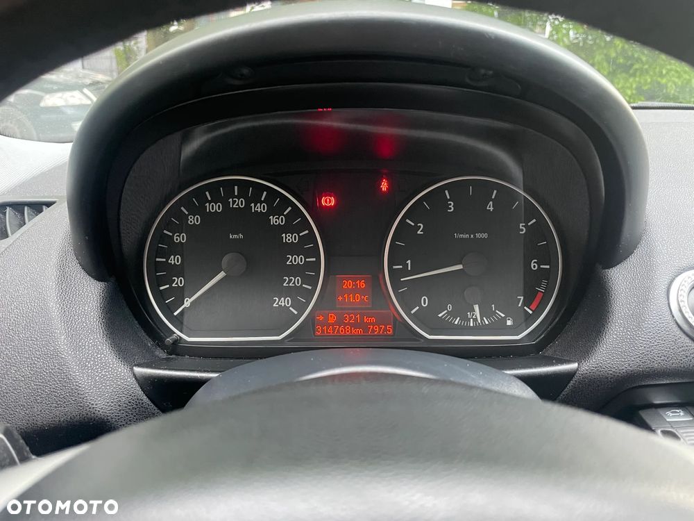 BMW Seria 1 - 11
