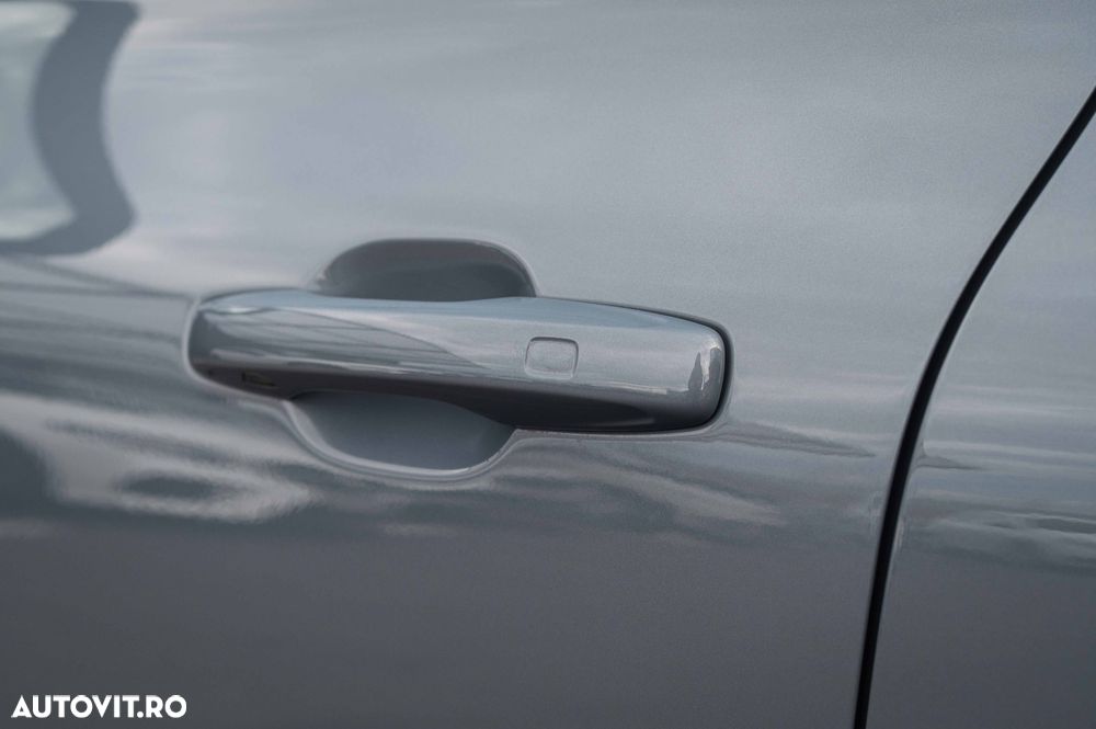 Volvo XC 60 T8 Twin Engine AWD R-Design - 19