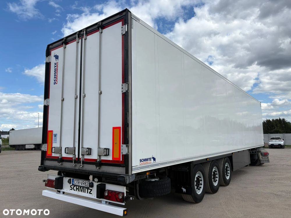 Schmitz Cargobull - 3
