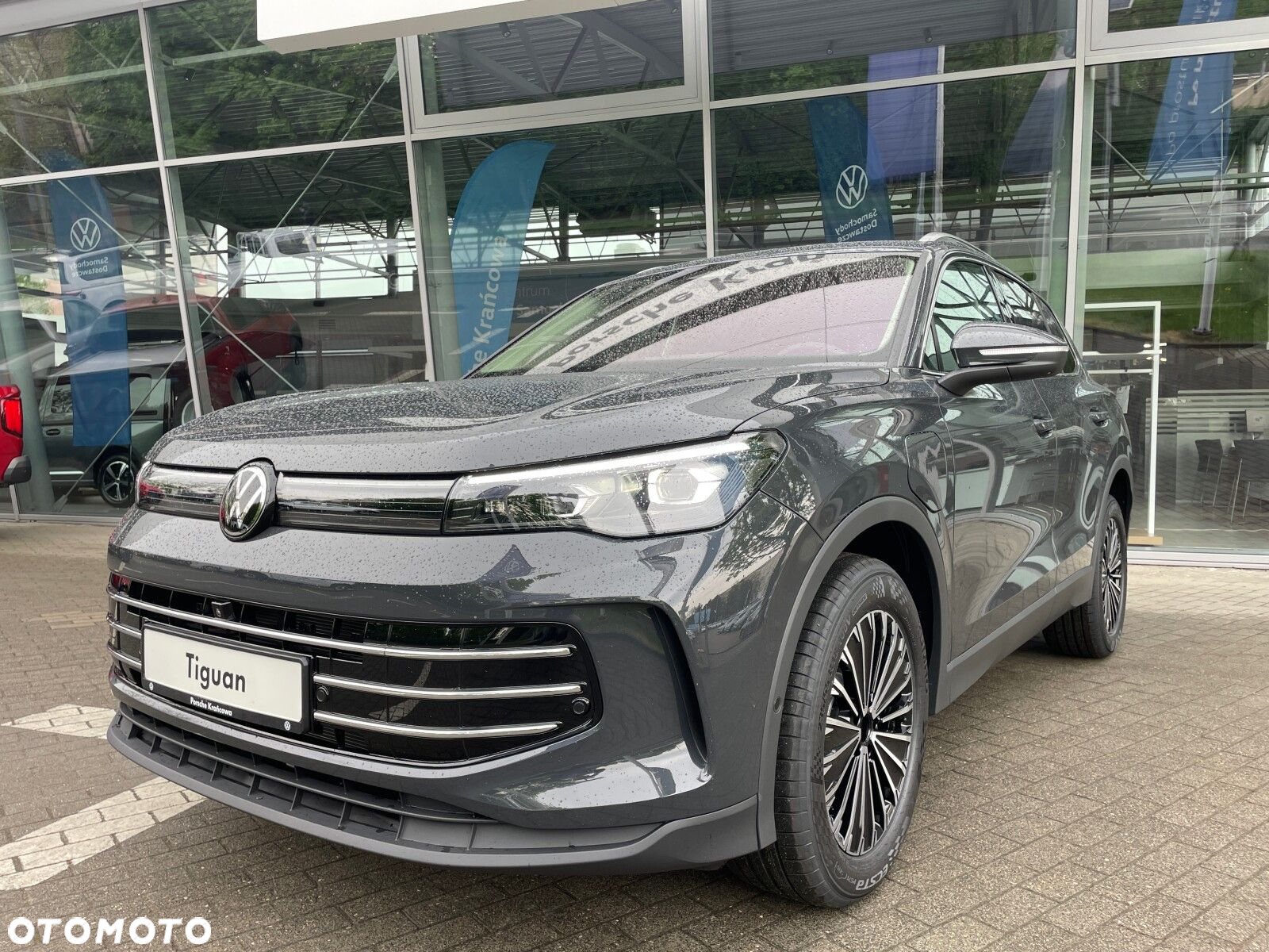 Volkswagen Tiguan - 4