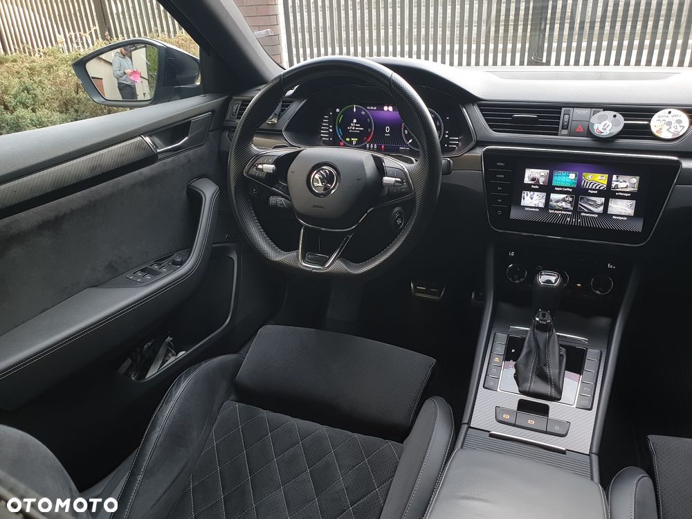 Skoda Superb 1.4 TSI Plug-In Hybrid Sportline DSG - 9