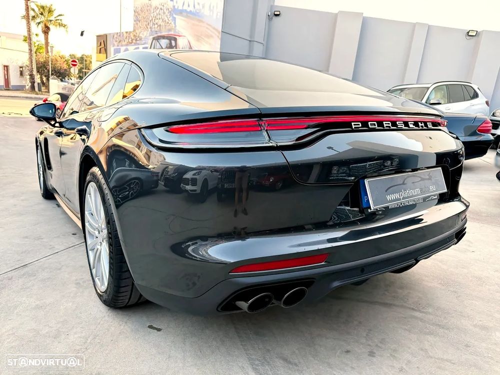 Porsche Panamera 4 E-Hybrid Platinum Edition - 49