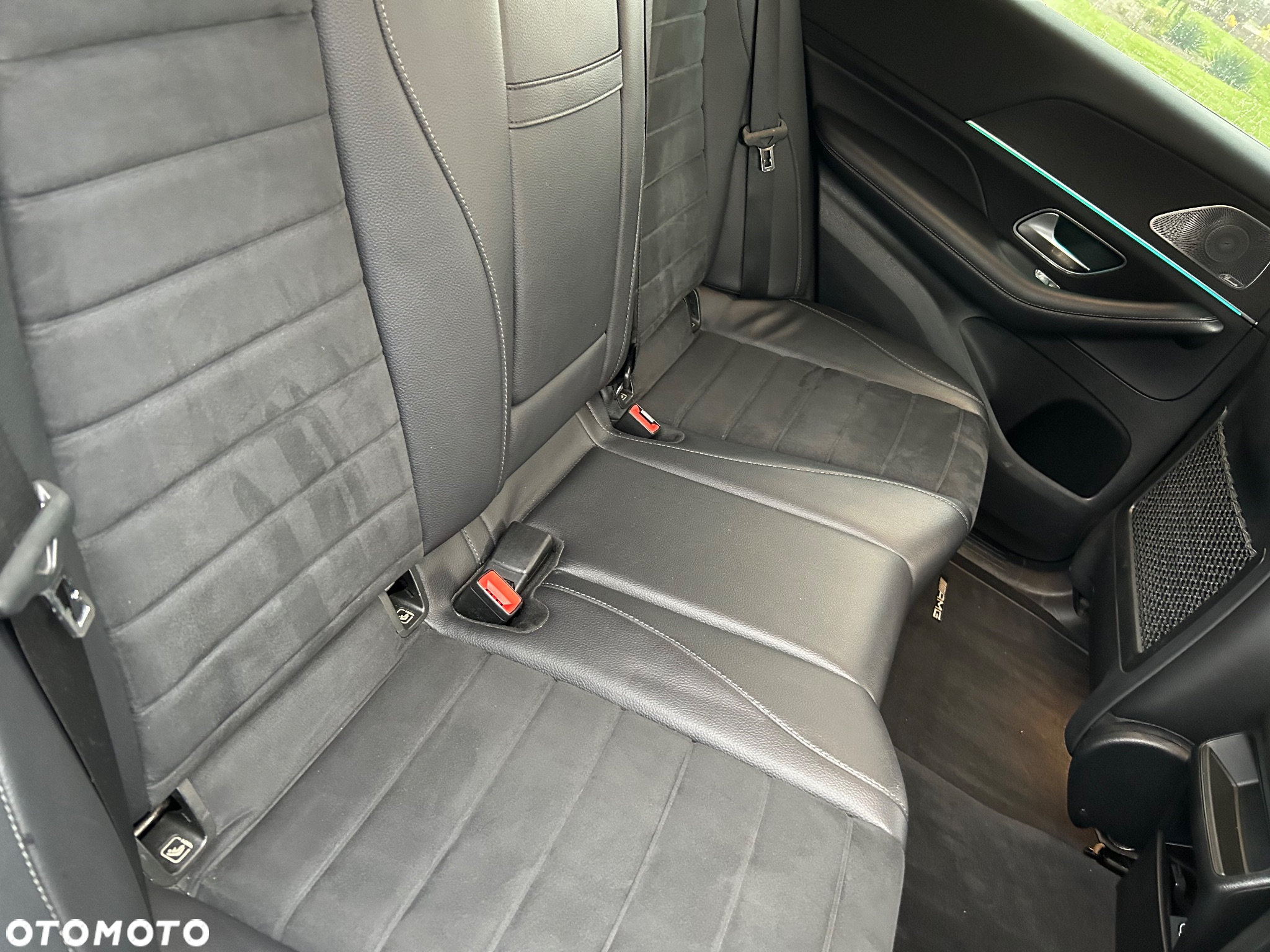 Mercedes-Benz GLE 300 d 4-Matic - 25