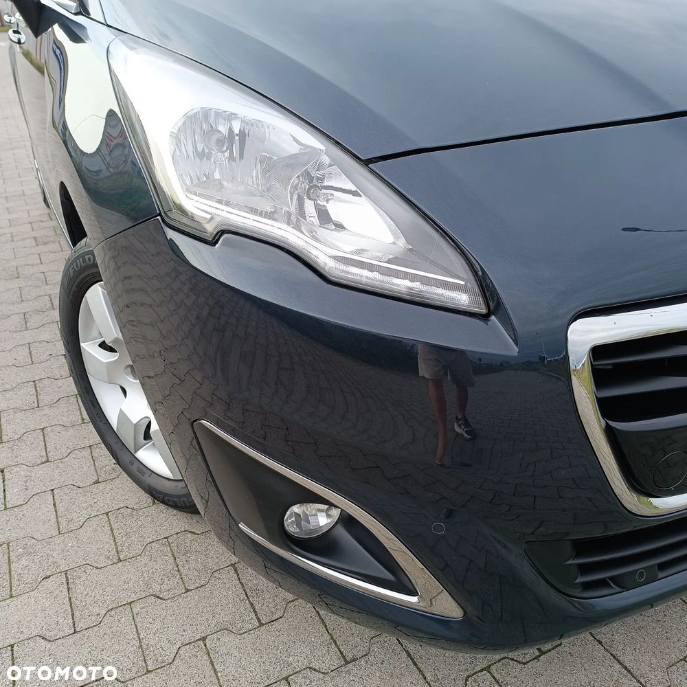 Peugeot 5008 e-HDI FAP 115 EGS6 Stop&Start Active - 11