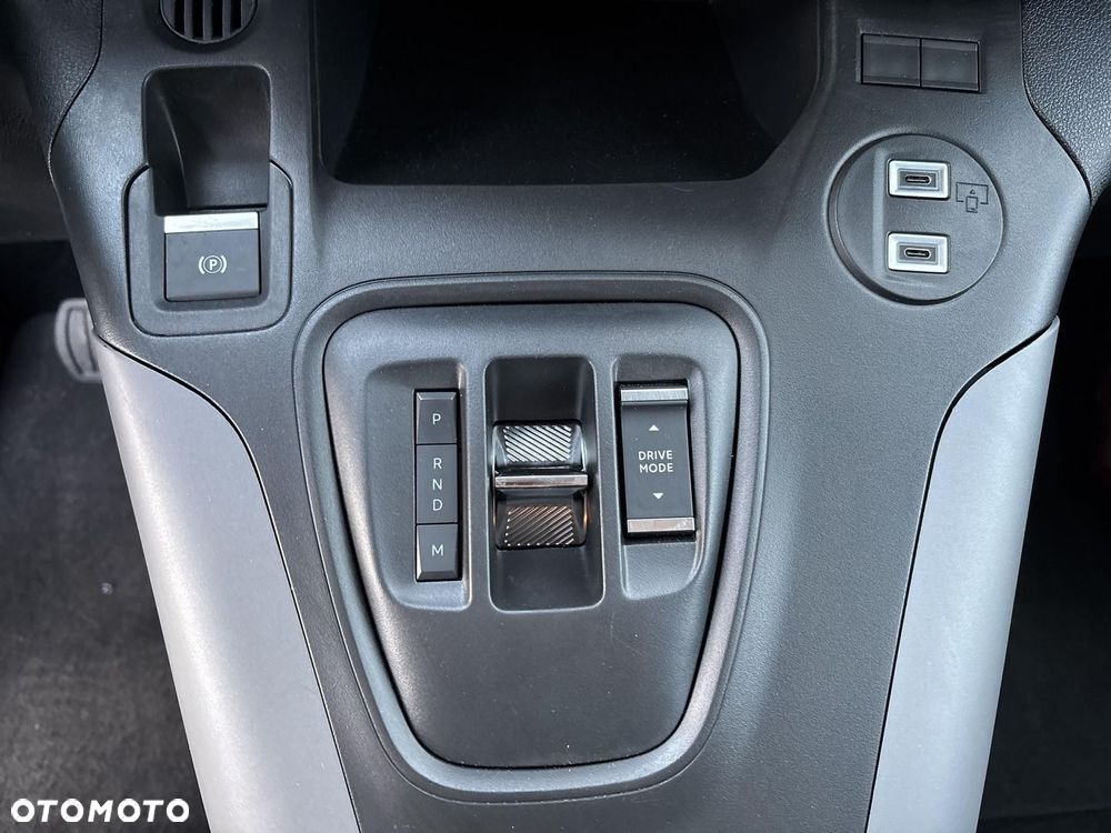 Toyota Proace City Verso Long 1.5 D-4D Family - 27