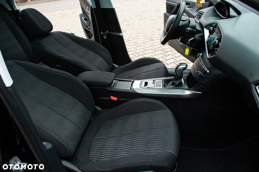 Peugeot 308 BlueHDi 150 Automatik Stop & Start Allure - 14