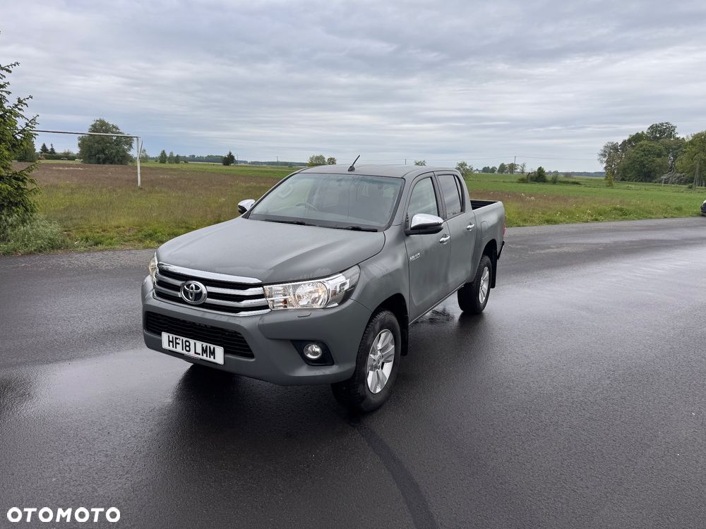Toyota Hilux 2.4 D-4D Double Cab Selection 4x4 - 1