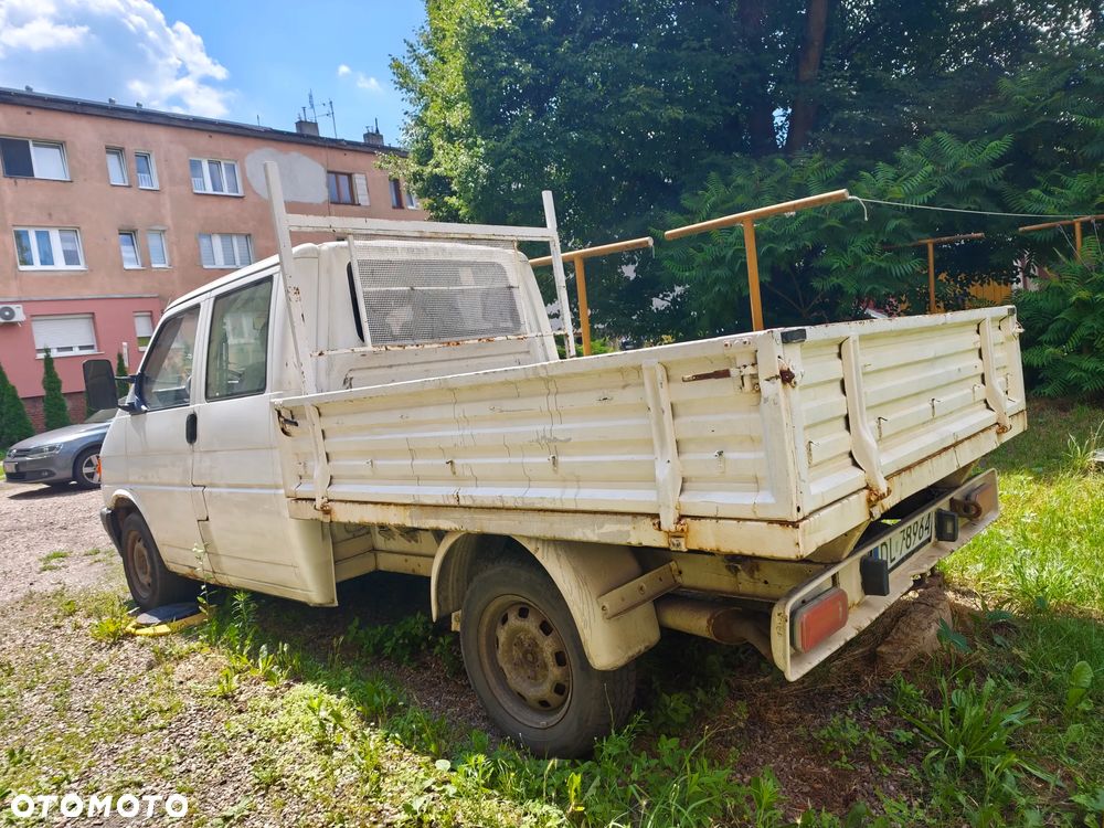 Volkswagen Transporter - 4