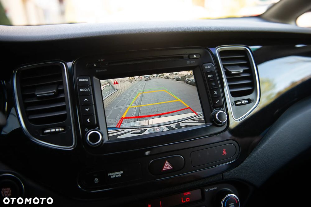 Kia Carens 1.7 CRDi Vision - 31