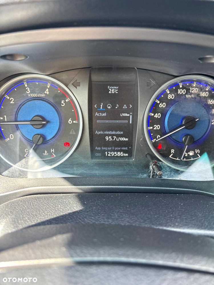 Toyota Hilux 4x4 Extra Cab Duty Comfort - 12