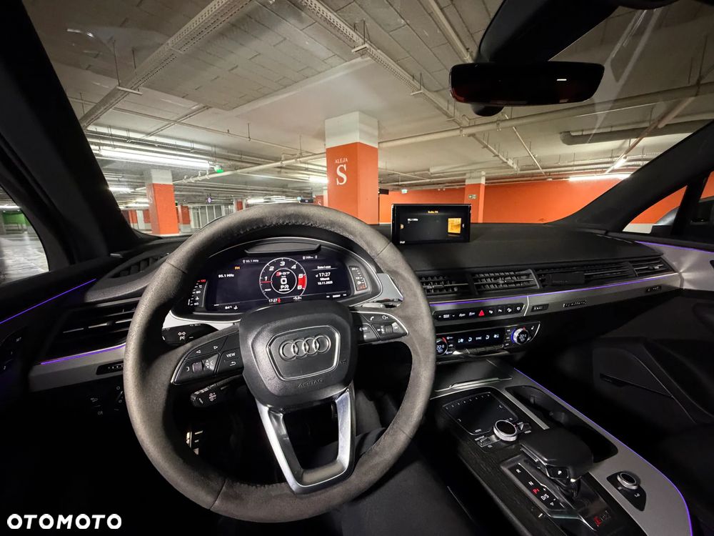 Audi SQ7 - 11