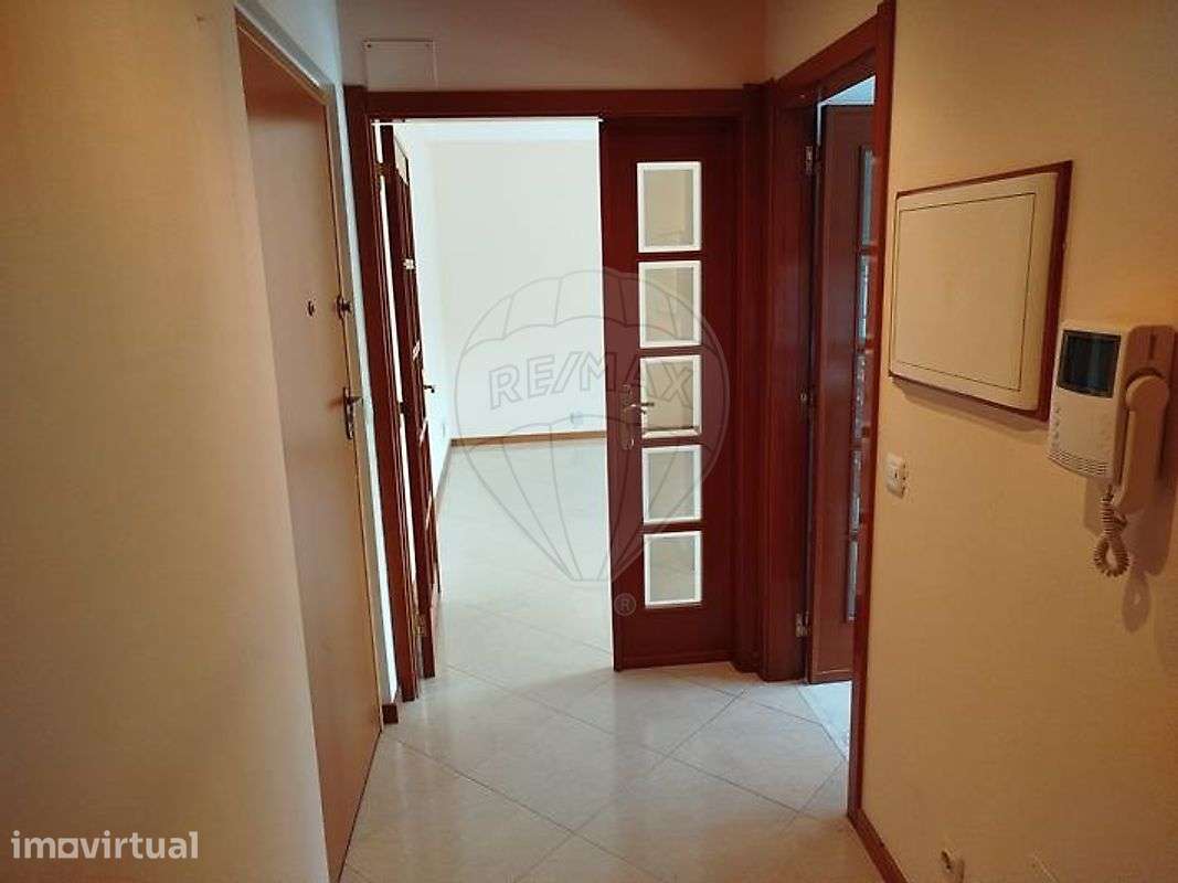 Apartamento T2 para arrendamento - Grande imagem: 4/27