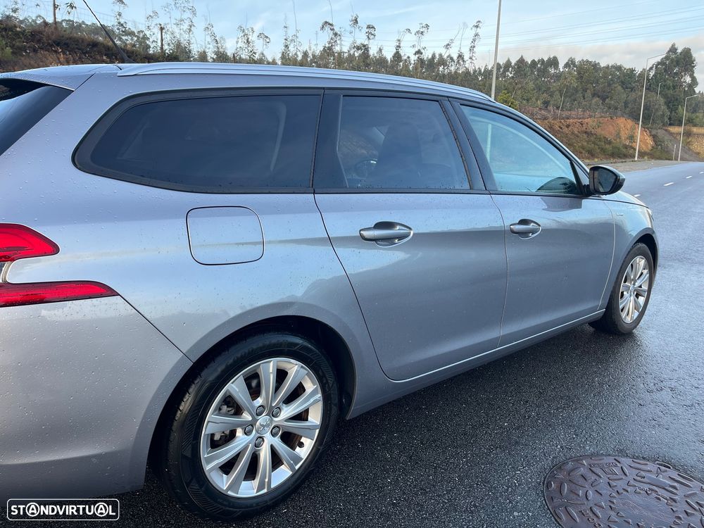 Peugeot 308 SW 1.5 BlueHDi Style - 11