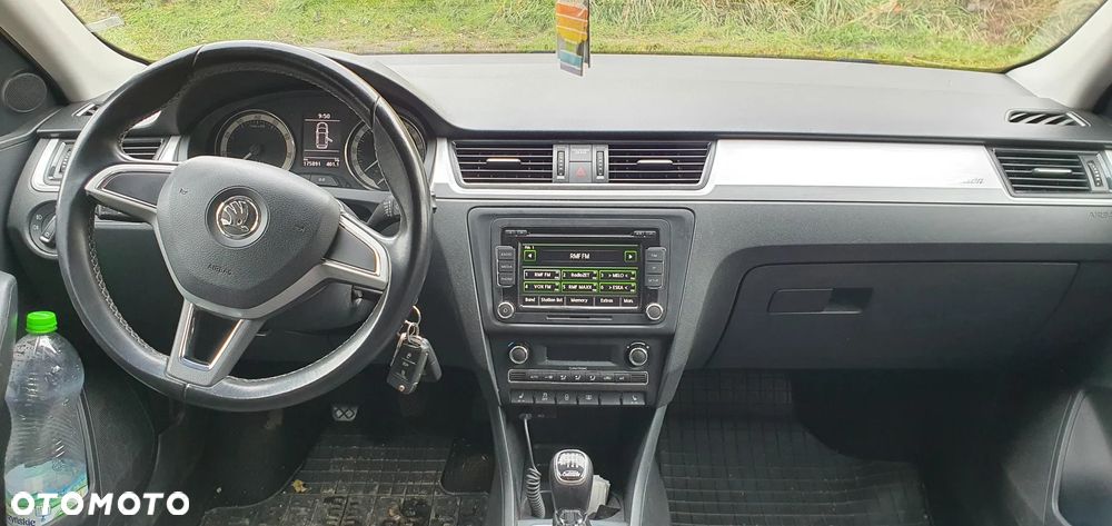 Skoda RAPID 1.2 TSI Style Plus - 10