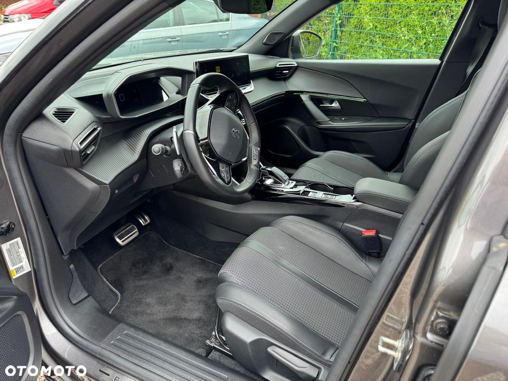 Peugeot 2008 1.5 BlueHDi GT Line S&S EAT8 - 8
