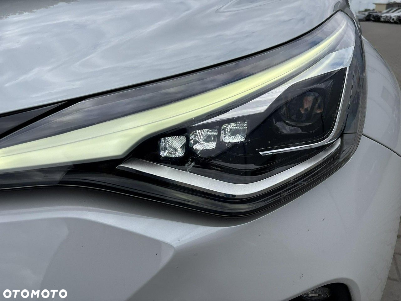 Toyota C-HR 1.8 Hybrid Executive - 9