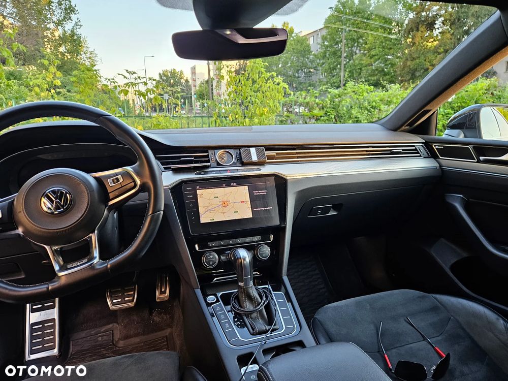 Volkswagen Arteon 2.0 TSI R-Line DSG - 2