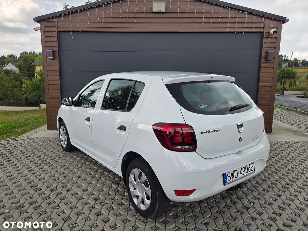 Dacia Sandero - 4
