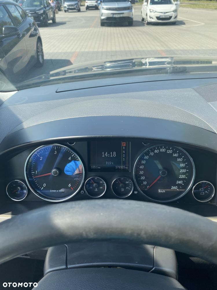 Volkswagen Touareg - 5