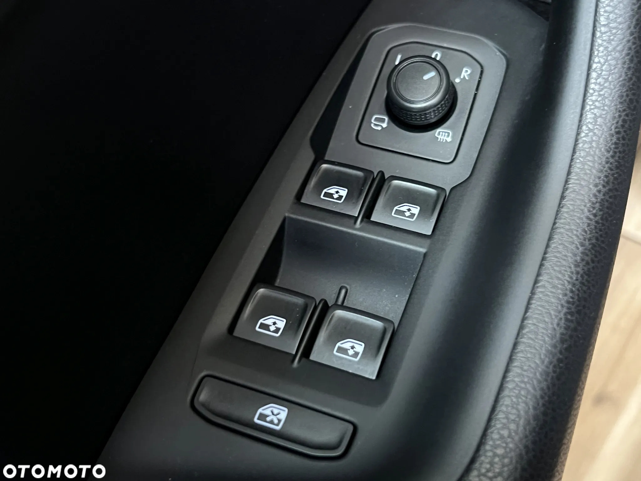 Volkswagen Arteon 2.0 TDI SCR DSG Elegance - 18