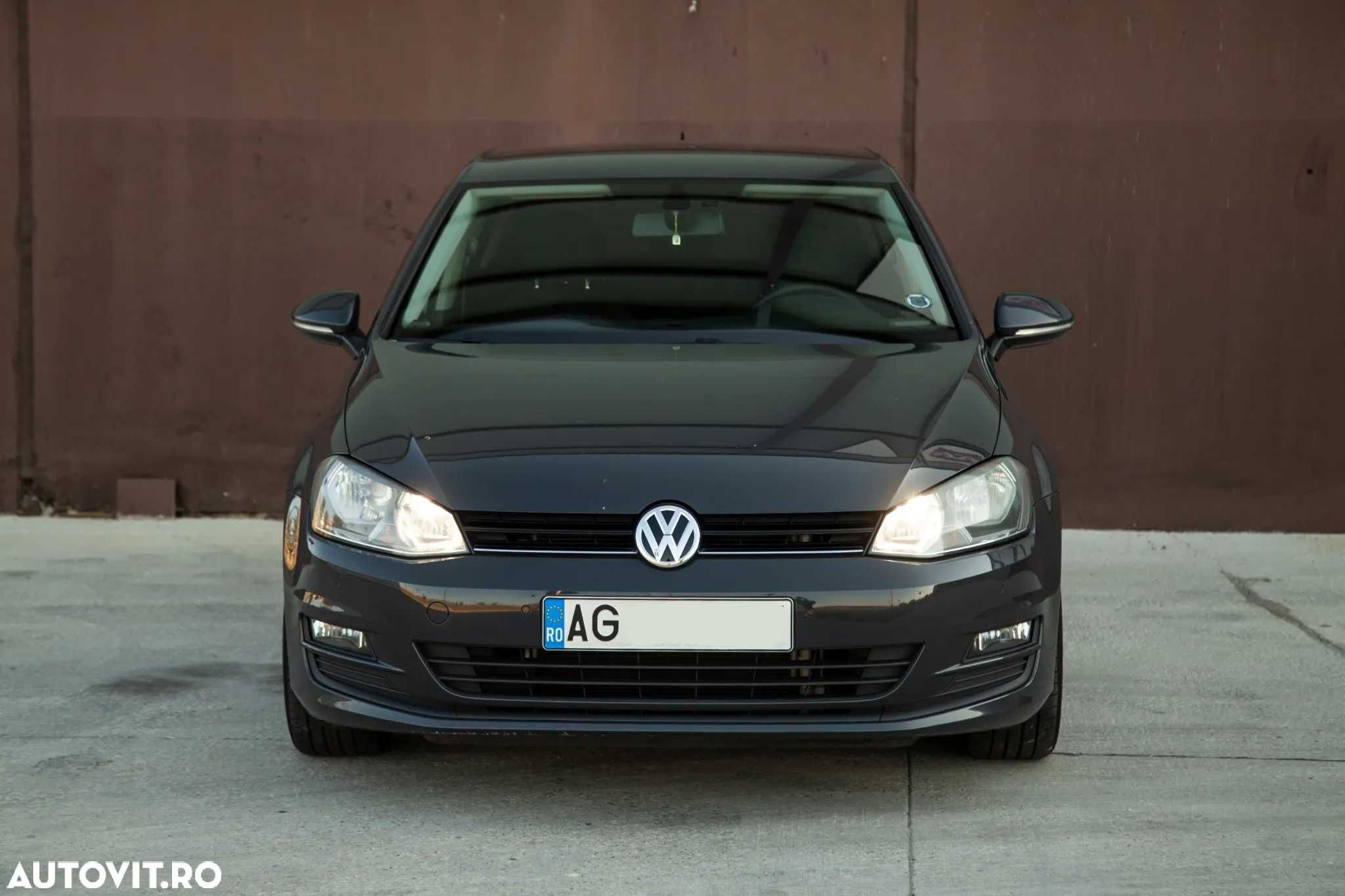 Volkswagen Golf - 3