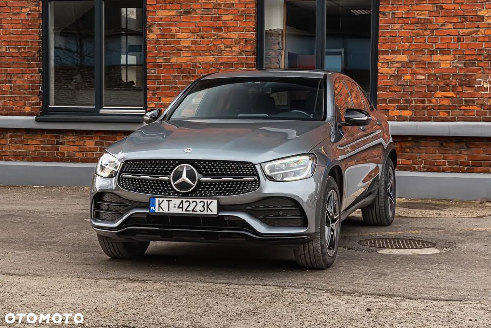 Mercedes-Benz GLC 300 e 4-Matic AMG Line - 9